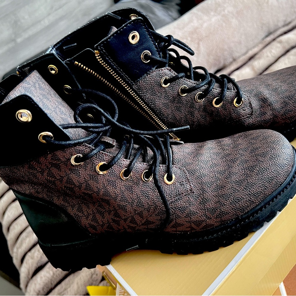 Michael Kors boots
